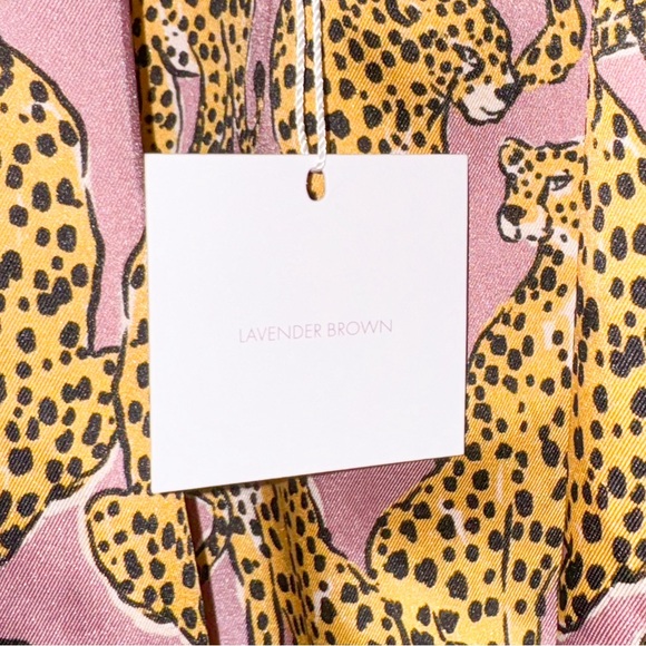 NWT Lavender Crop Blouse w Cheetahs - Lavender Brown Clothing - Size M - USA - Picture 6 of 8